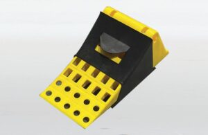 סד עצירה פלסטיק + מתקן